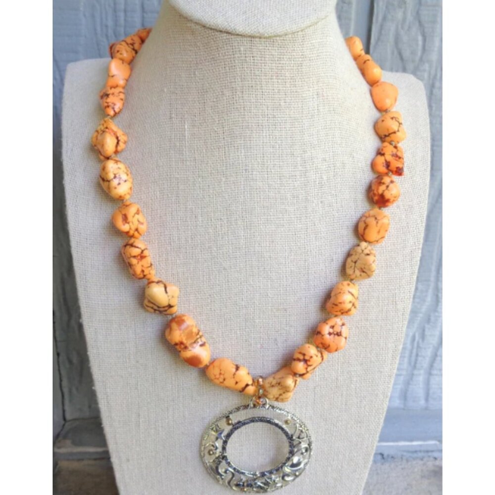 Vtg Orange Magnesite Howlite Stone Pendant Necklace Rodeo Cowboy Western Chunky